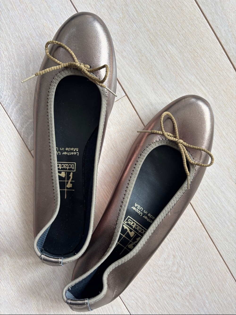 New without tags Leather Metallic Taupe Ballet Flats